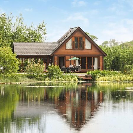 Anglesey Lakeside Lodges メナイ・ブリッジ エクステリア 写真