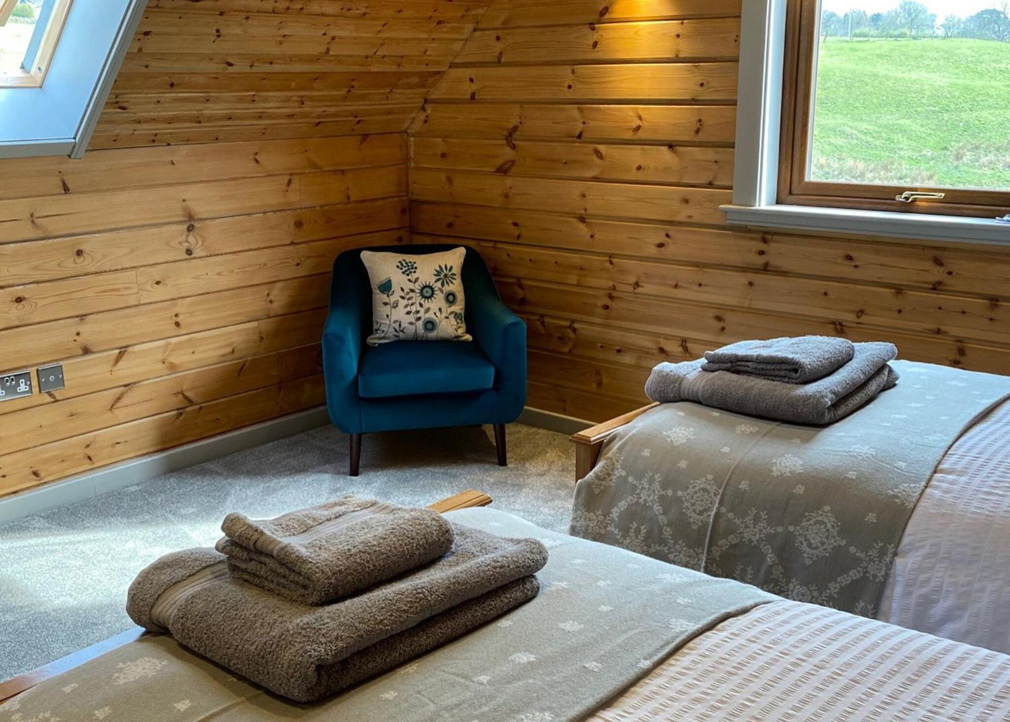 Anglesey Lakeside Lodges メナイ・ブリッジ エクステリア 写真