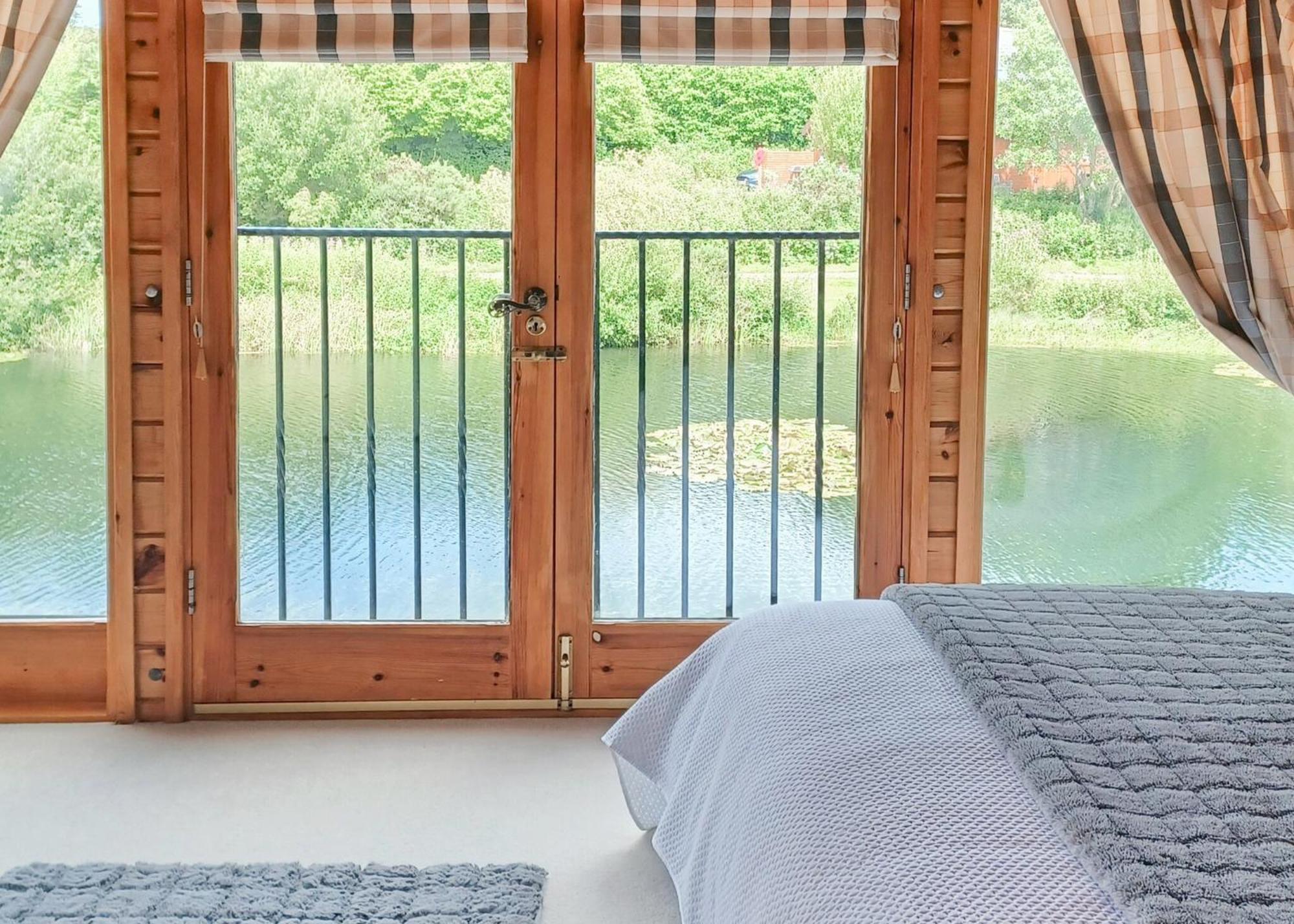 Anglesey Lakeside Lodges メナイ・ブリッジ 部屋 写真