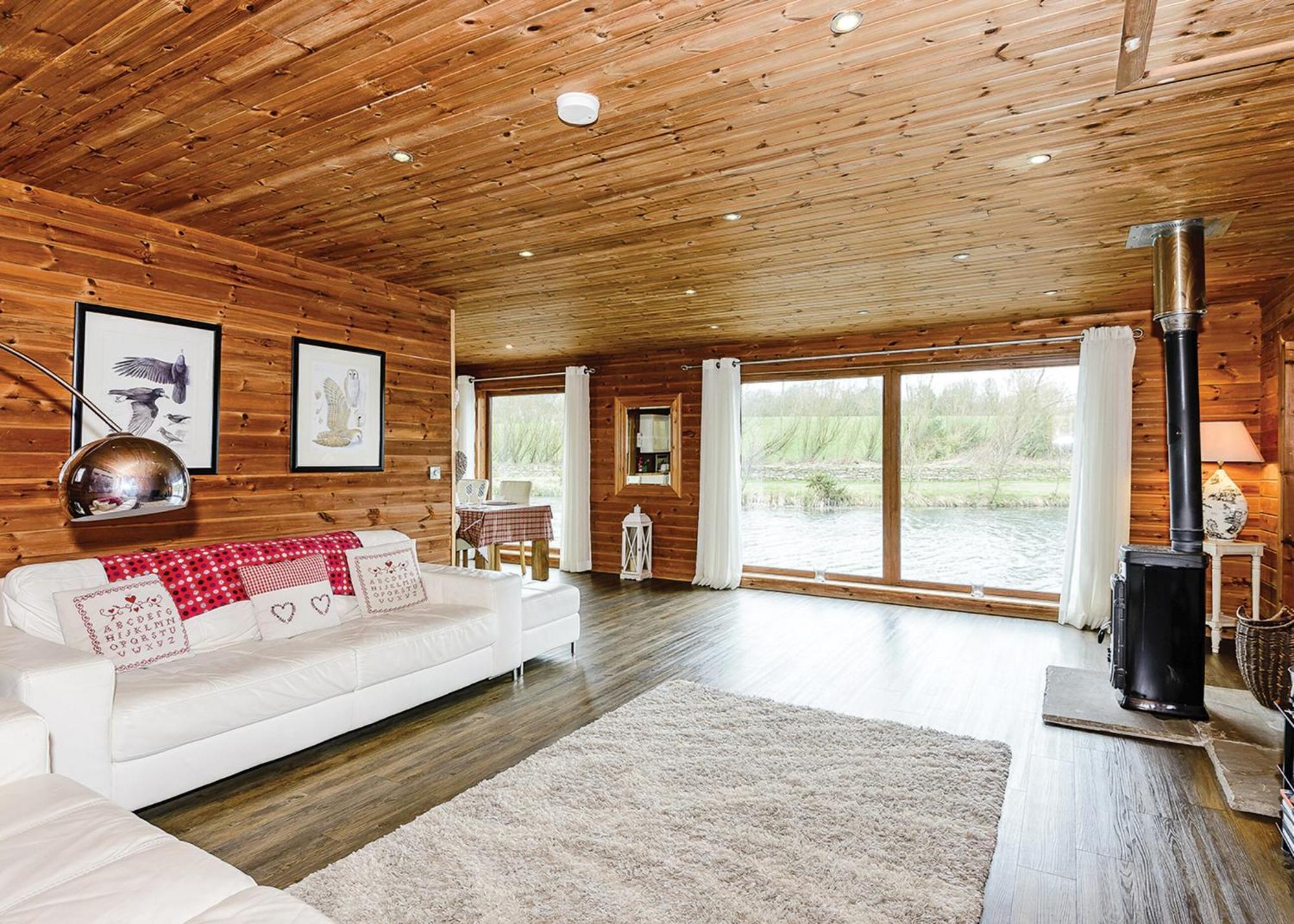 Anglesey Lakeside Lodges メナイ・ブリッジ 部屋 写真