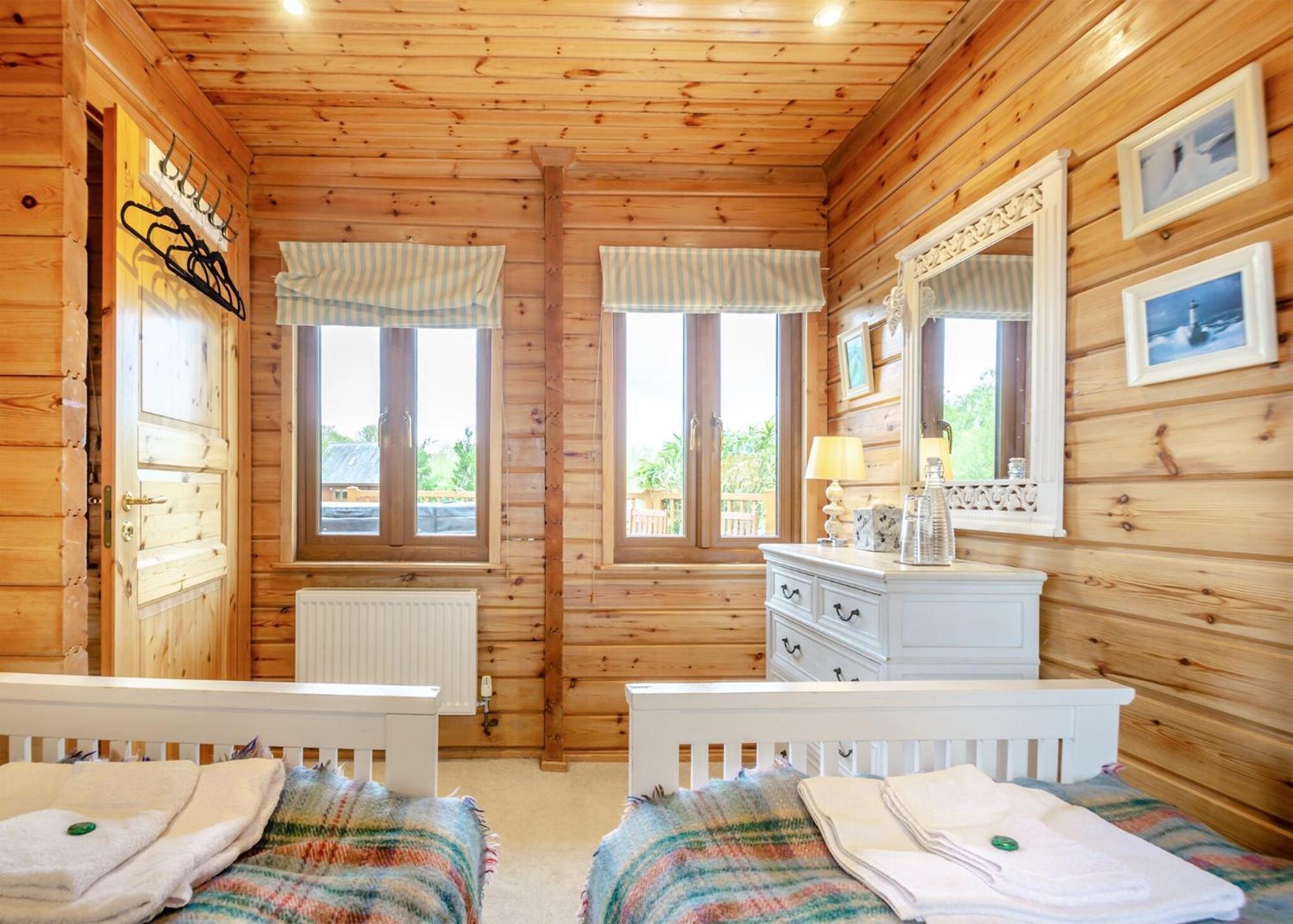 Anglesey Lakeside Lodges メナイ・ブリッジ 部屋 写真
