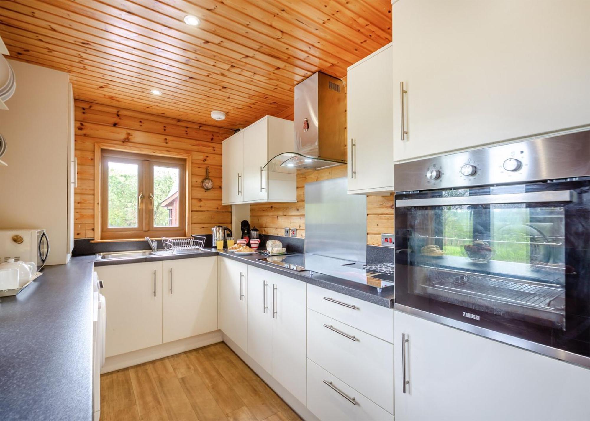 Anglesey Lakeside Lodges メナイ・ブリッジ 部屋 写真