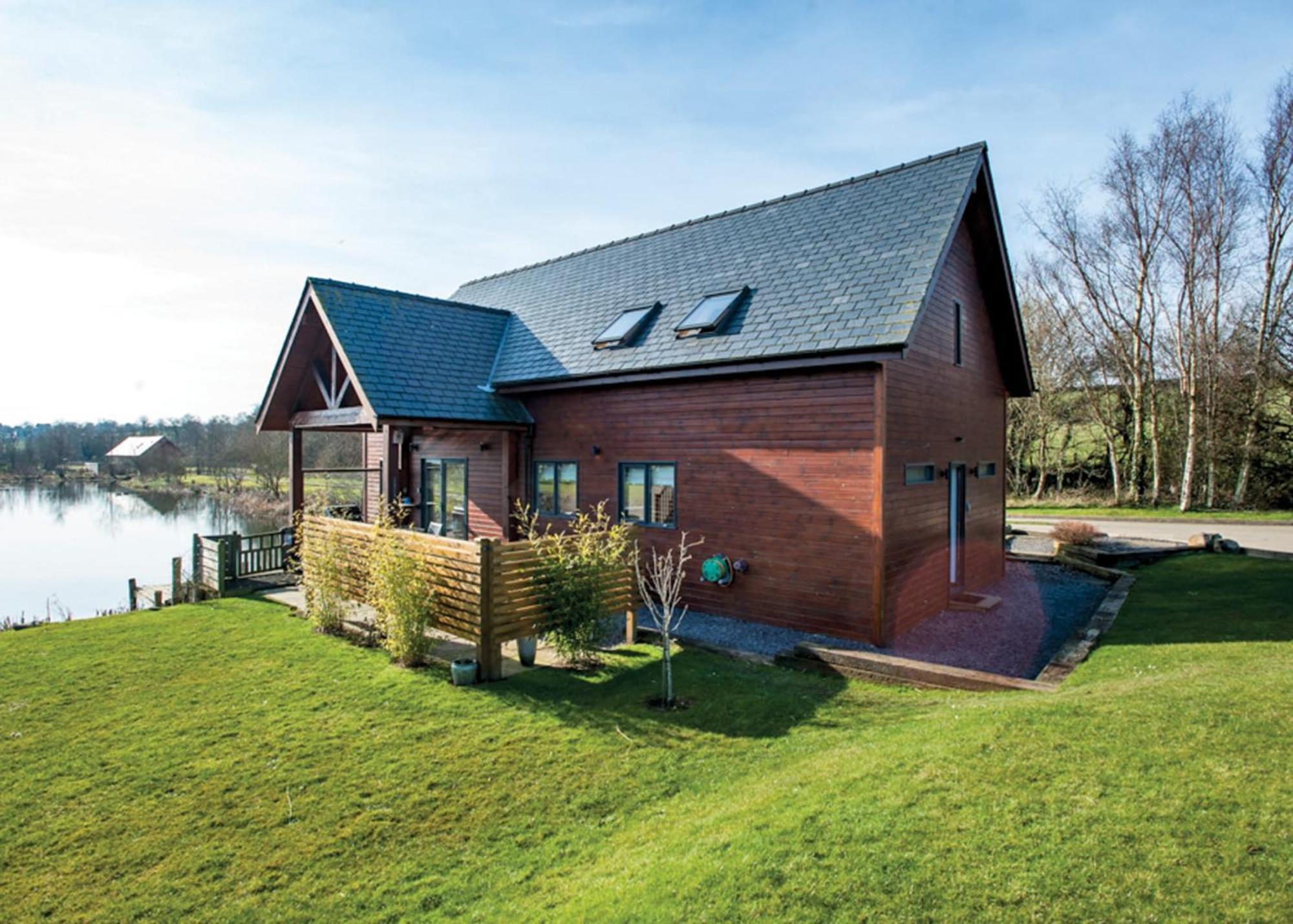 Anglesey Lakeside Lodges メナイ・ブリッジ エクステリア 写真
